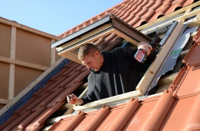 Pose de fenêtres de toit Velux à Vissec